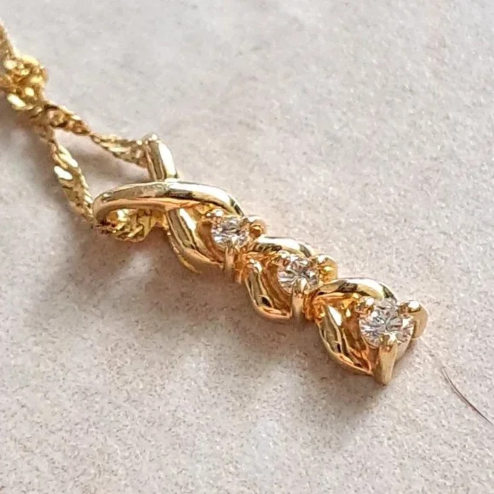 14K Gold Diamond Drop Pendant & Chain - Picture 1 of 11